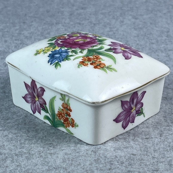 Vintage Japan Bone China Trinket Box Floral Vanity Jewelry Dresser Box with Lid - Picture 8 of 16